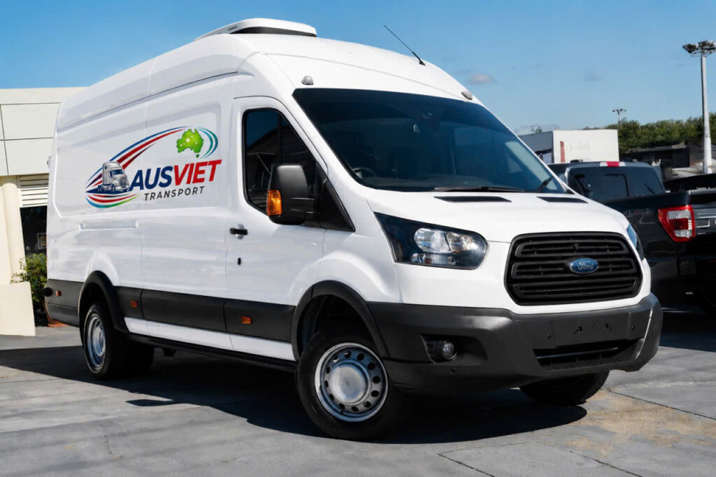 Van 2T